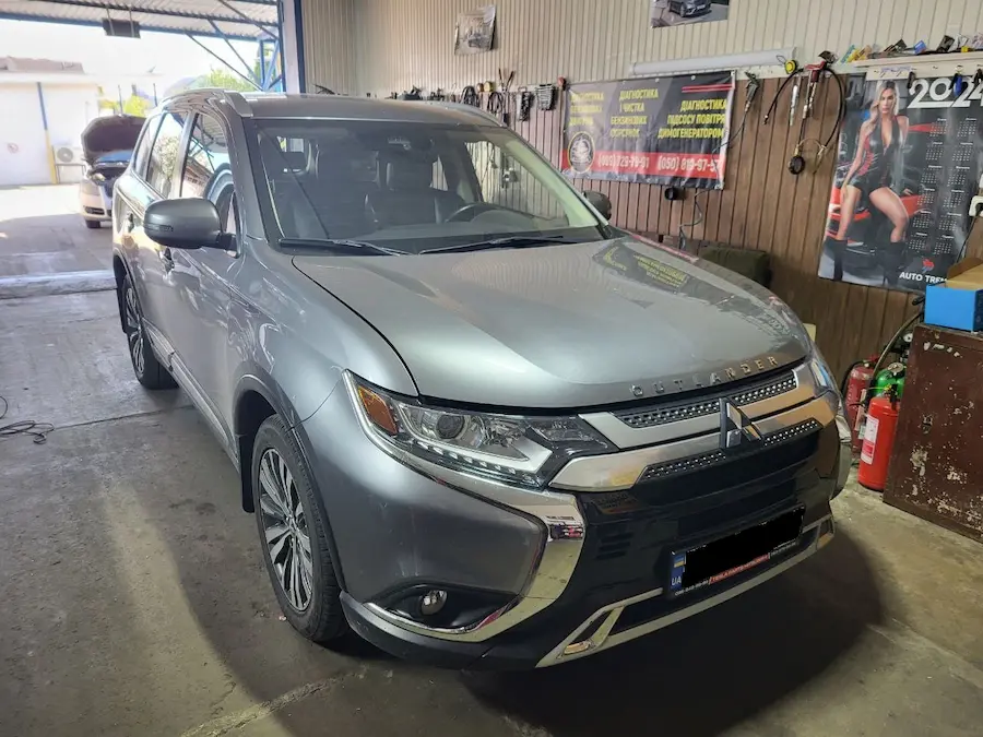 Встановлення ГБО на MITSUBISHI OUTLANDER ЗАГАЛЬН ВИГЛЯД ПЕРЕД